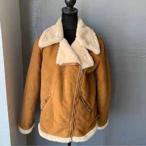 Arianna by Howard’s Faux Shearling Moto Jacket Tan Cream Sherpa Lined – Medium